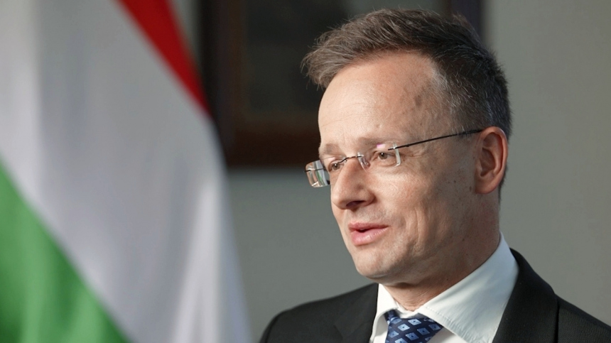 Сийярто назвал главу МИД Эстонии ярым сторонником конфликта на Украине Сийярто назвал главу МИД Эстонии ярым сторонником конфликта на Украине